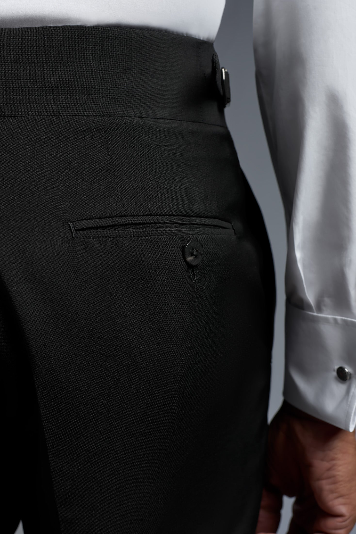 007947_000_P9060_990-media-4