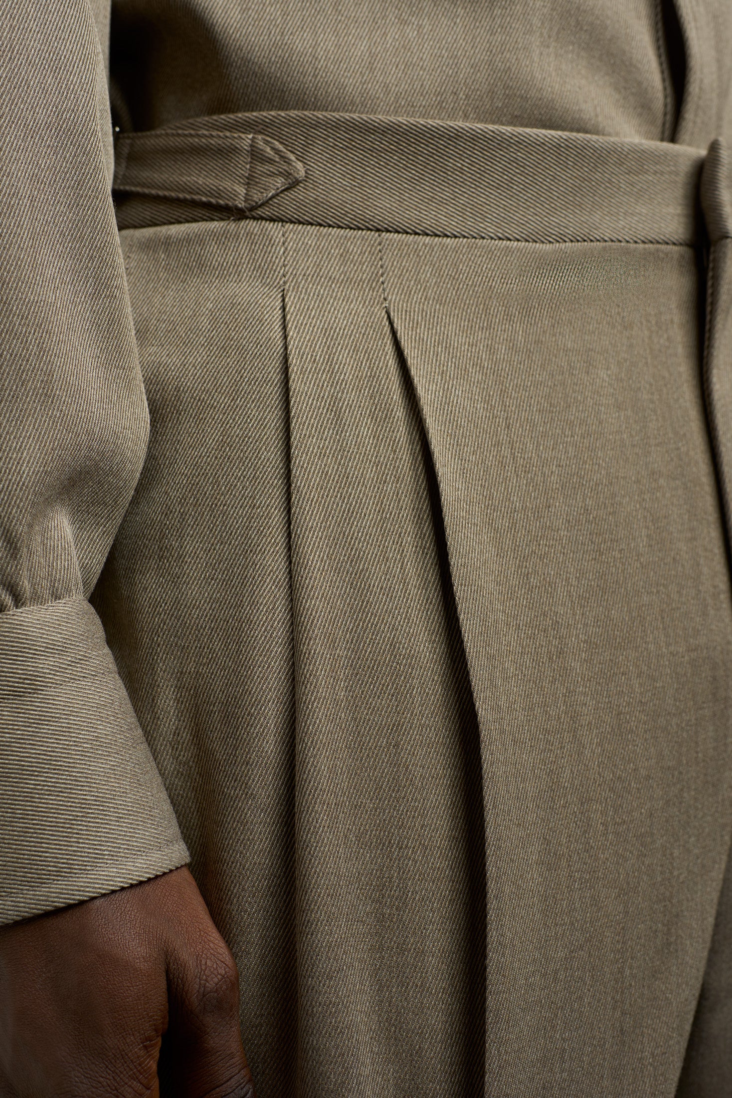 008927_000_91000_380-media-3