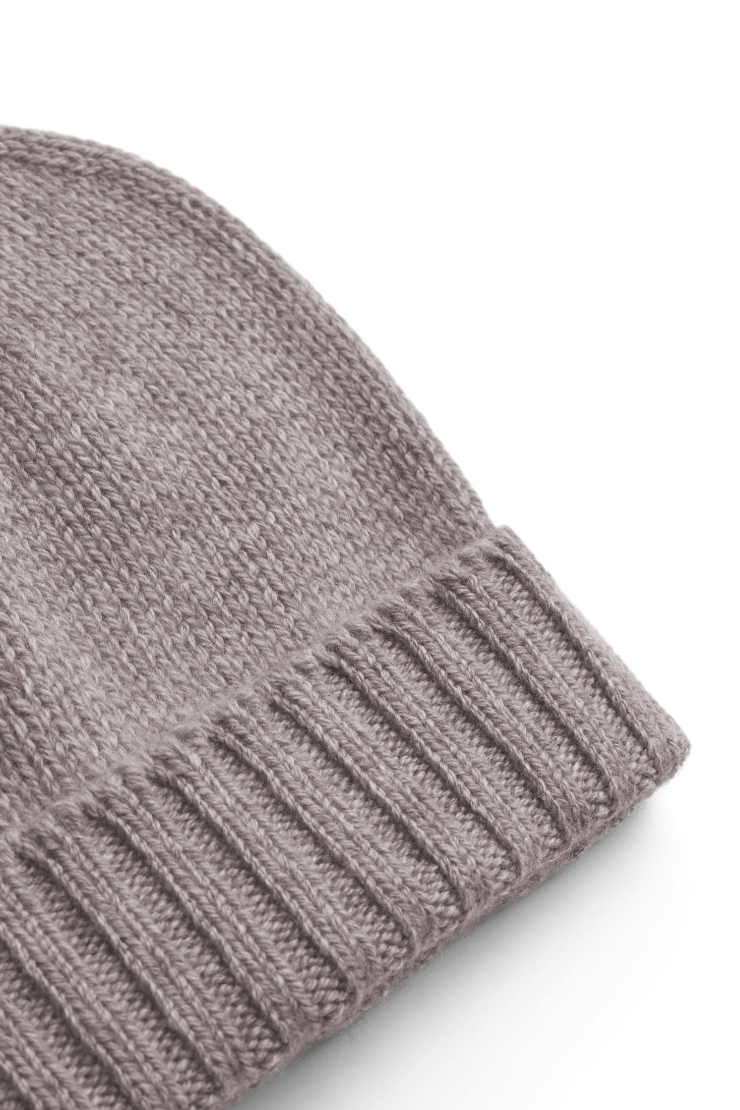 BRK062_000_YP010_940-media-2