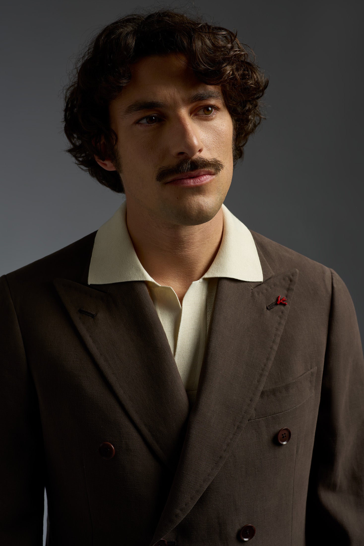 C91GSI_000_21040_460-media-3