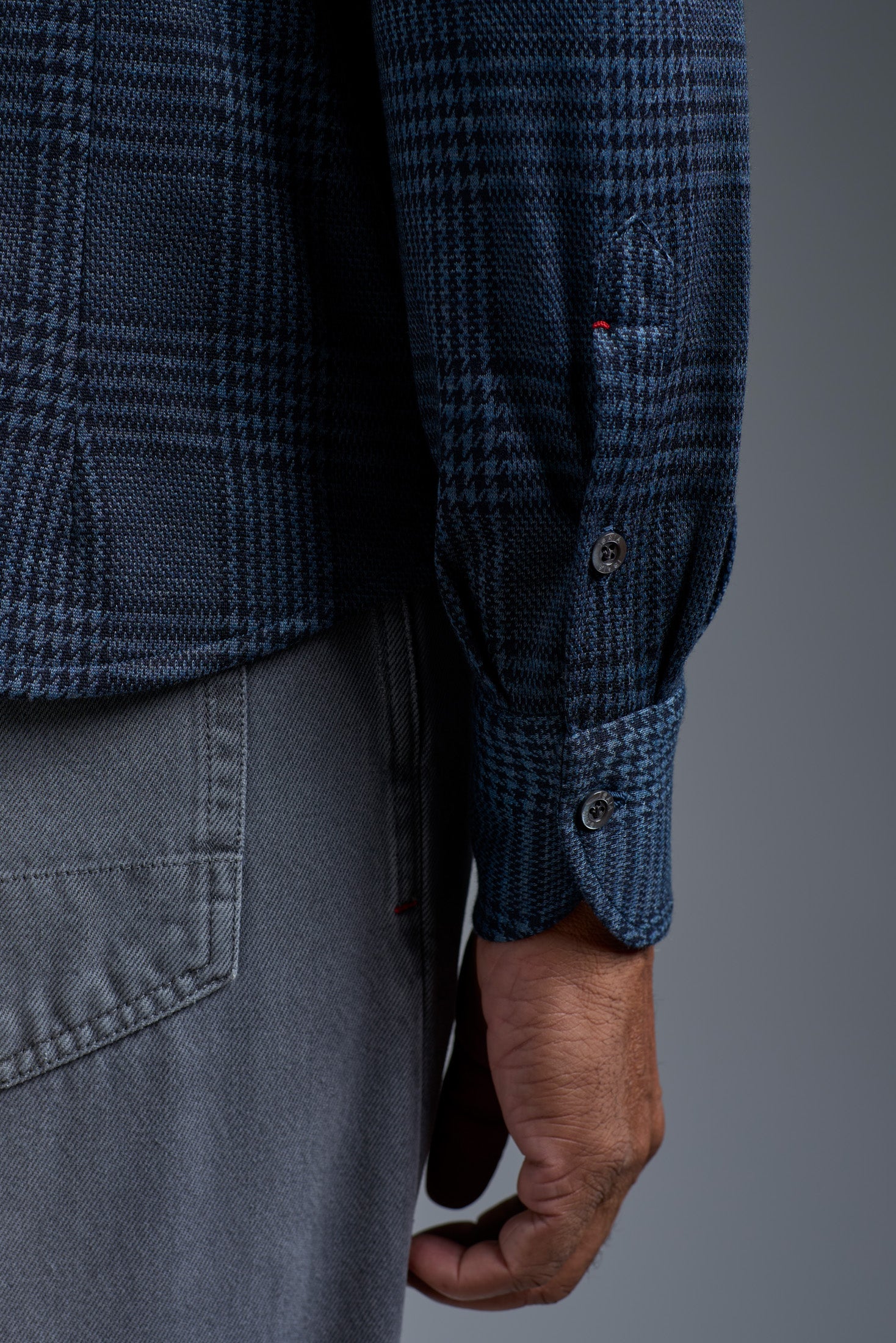 CAJ002_000_98790_800-media-4