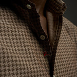 CAM196_000_C1233_01-media-4