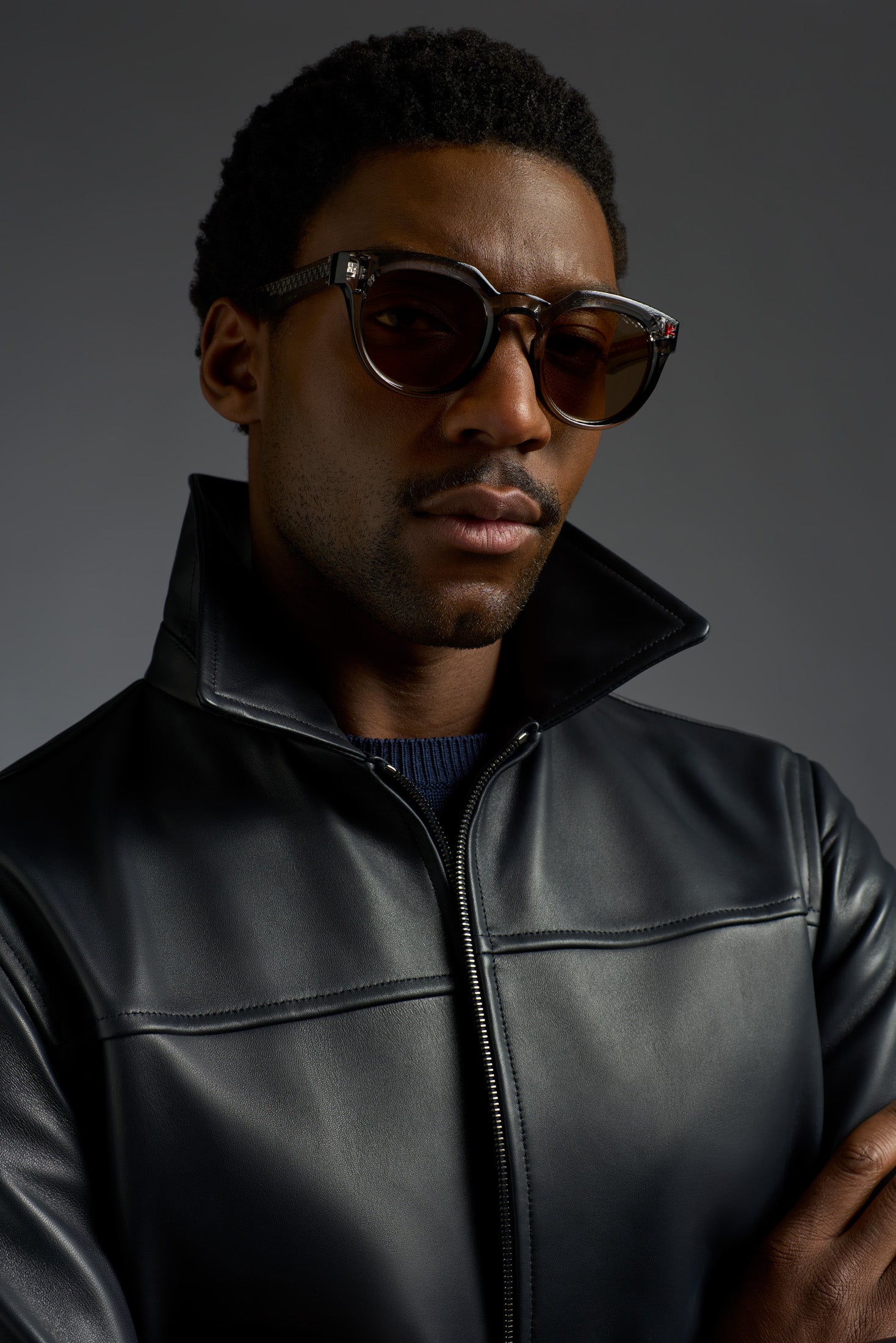 LW0210_000_PLW69_800-media-4