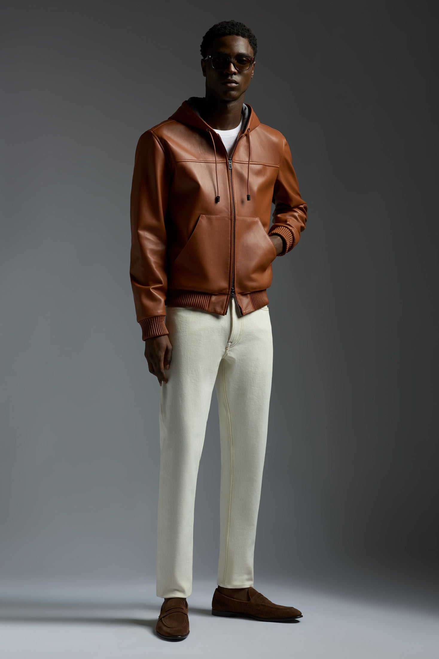 LW0212_000_PLW82_241-media-2