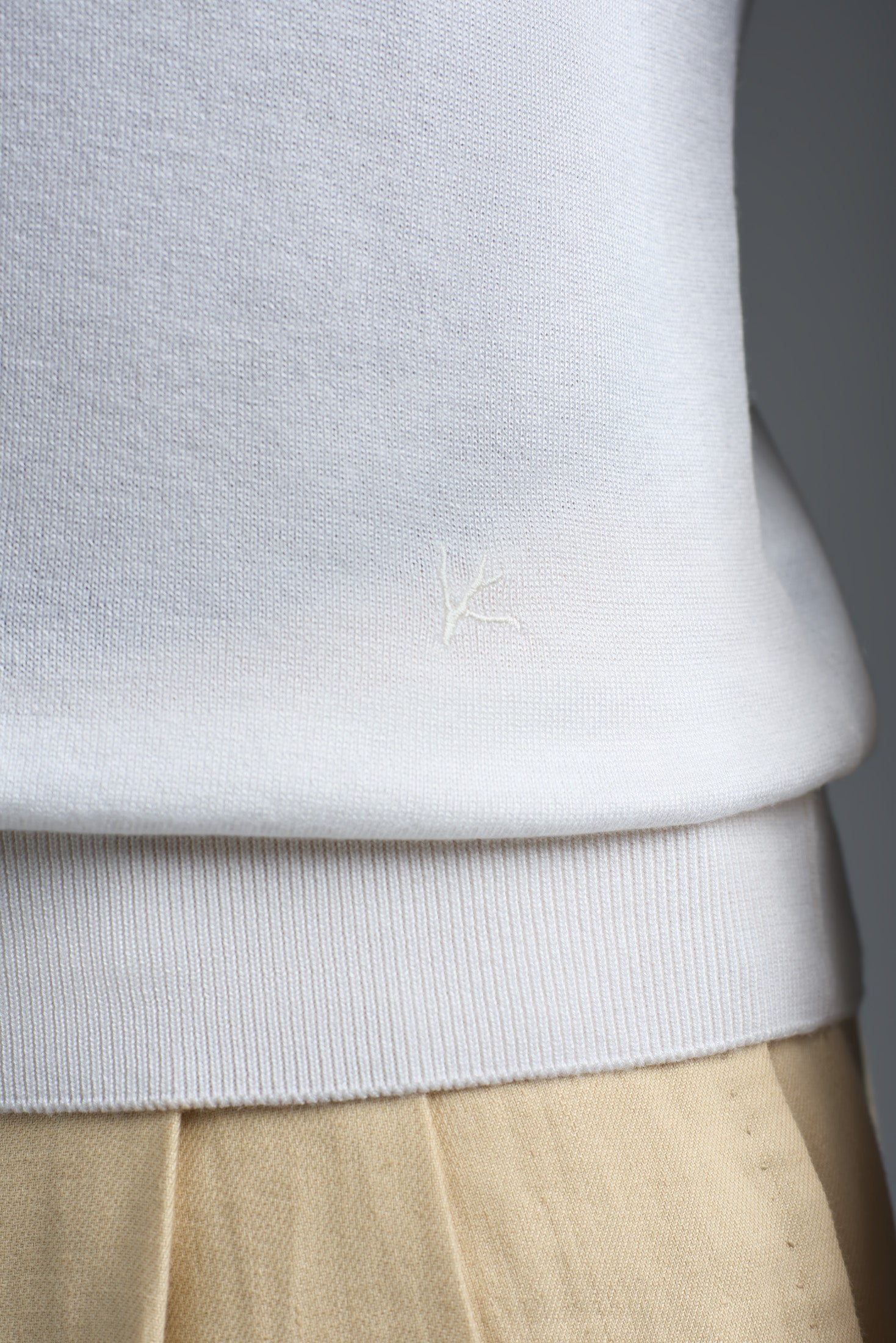 MG8443_000_Y0535_010-media-4