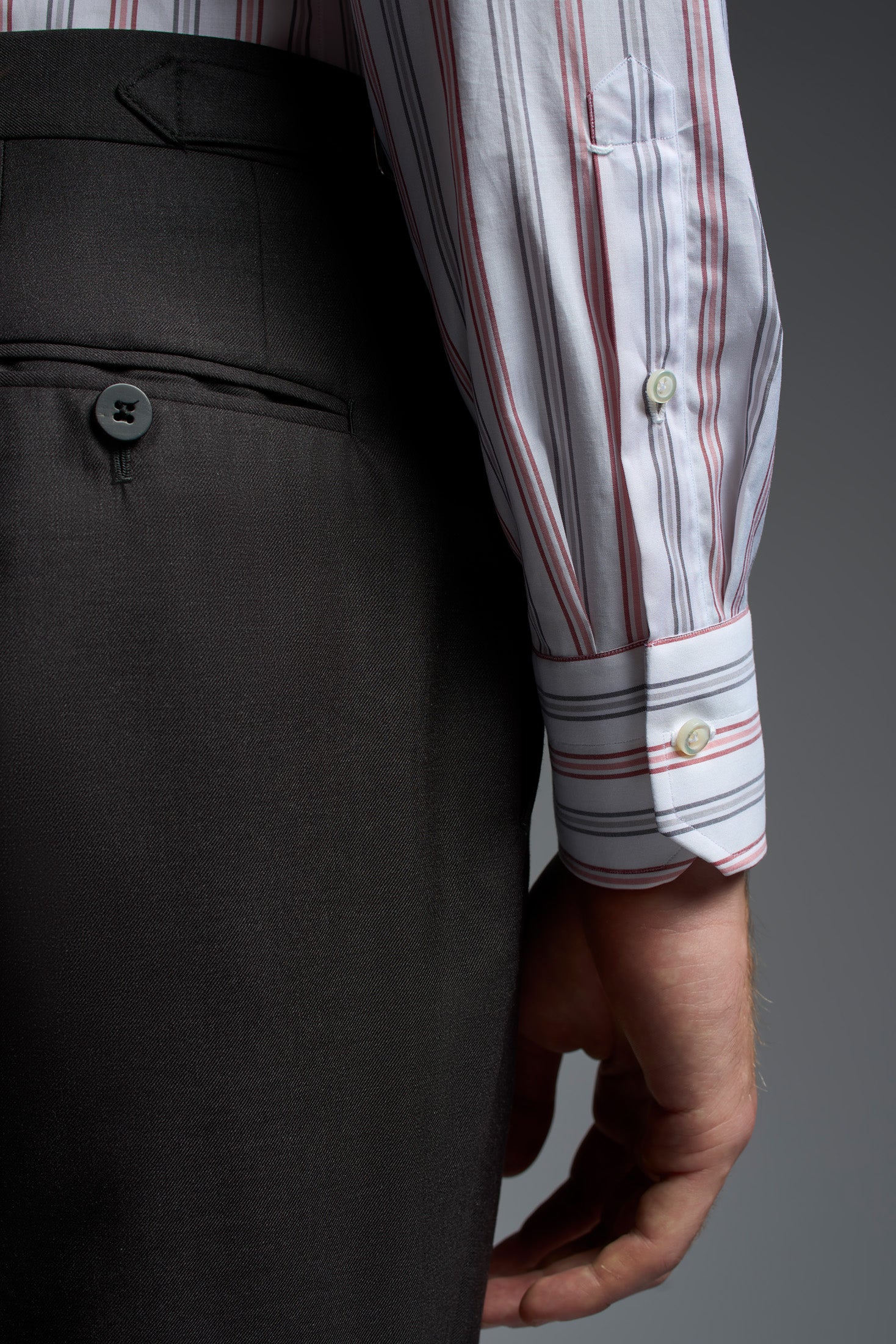 ML10SC_000_C9835_01-media-4