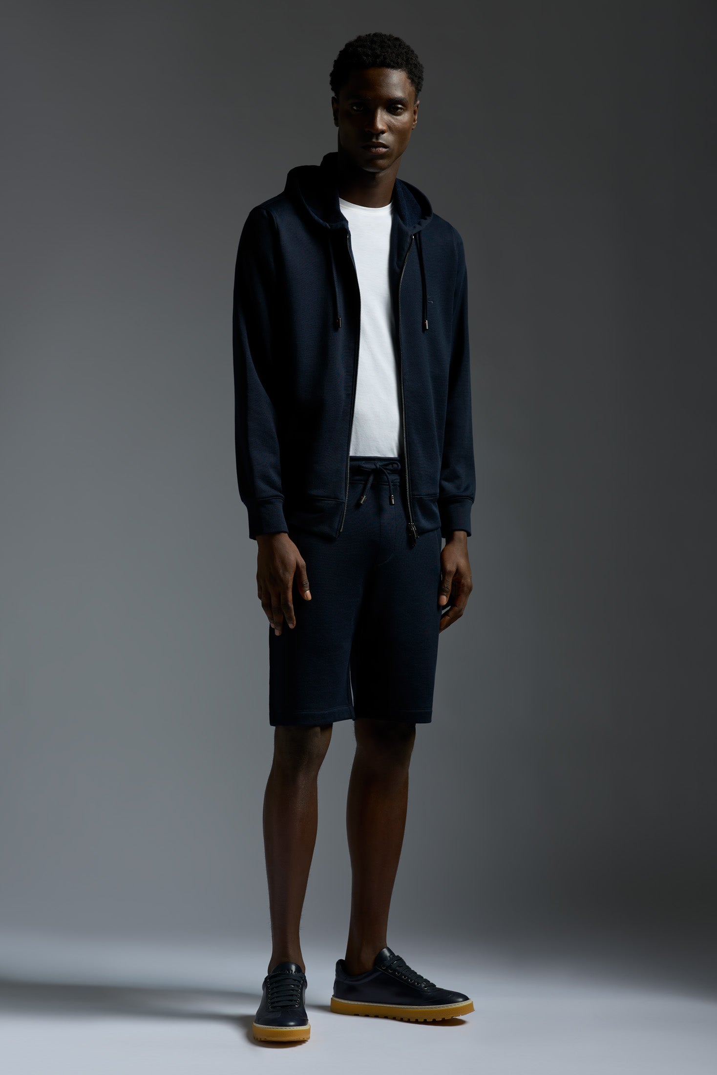 MP0052_000_J0372_800-media-1