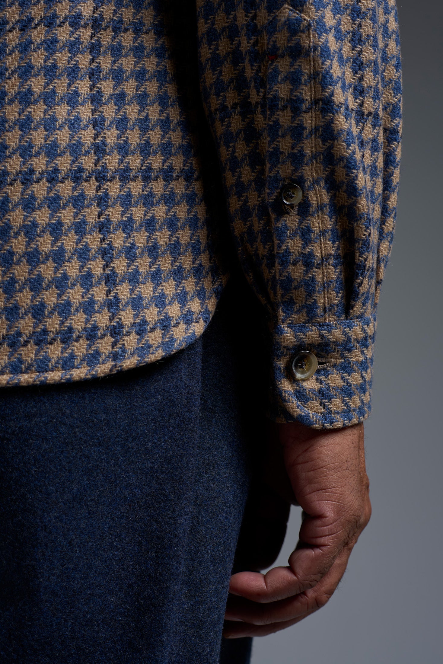 OSHIC1_000_9673T_330-media-4