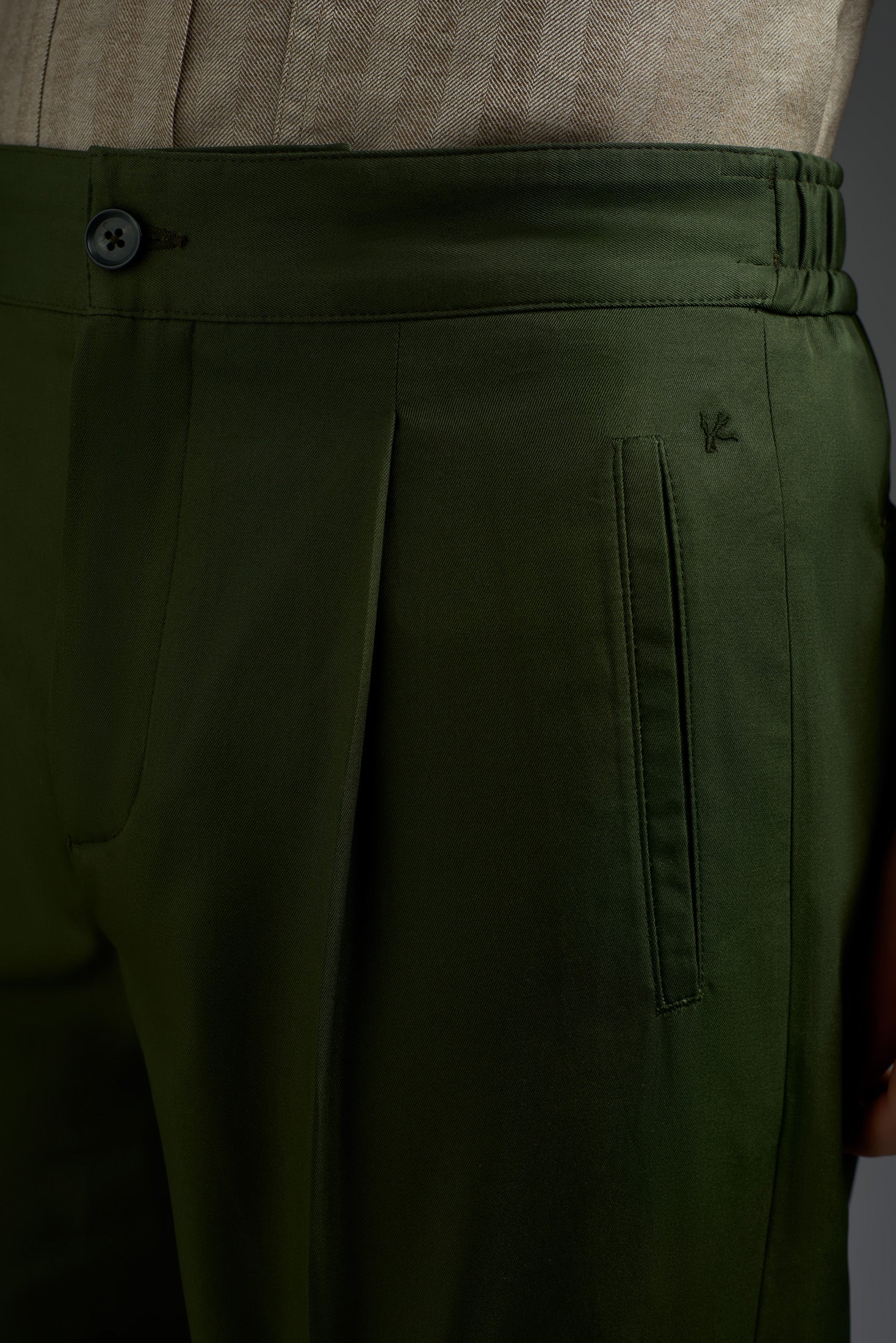 PNC050_000_P9100_570-media-3