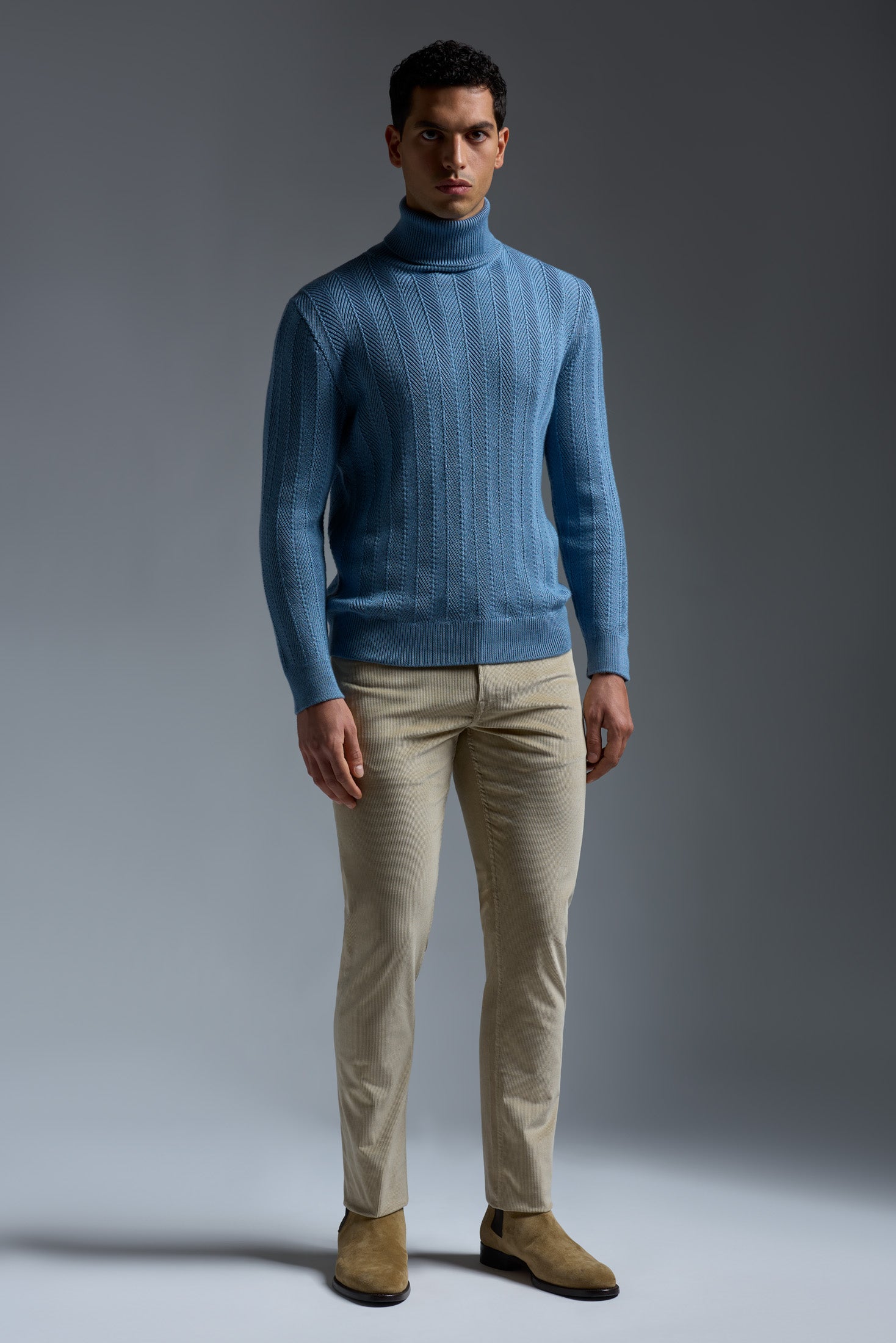 PNN005_000_P9130_330-media-1