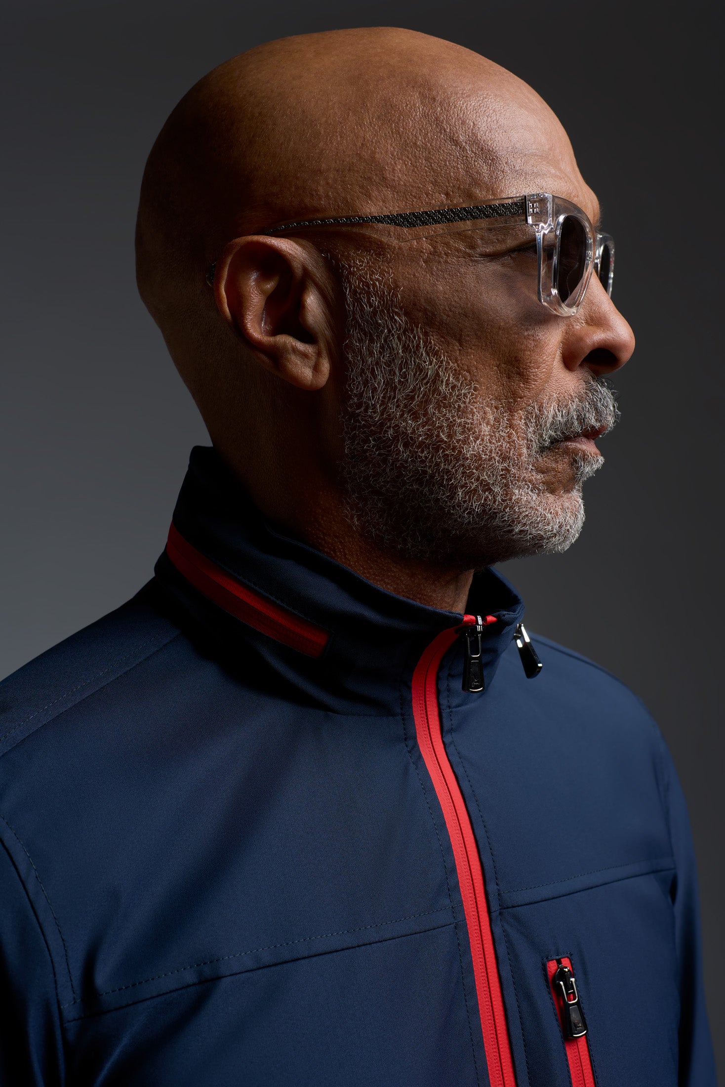 SW7297_000_97543_800-media-4