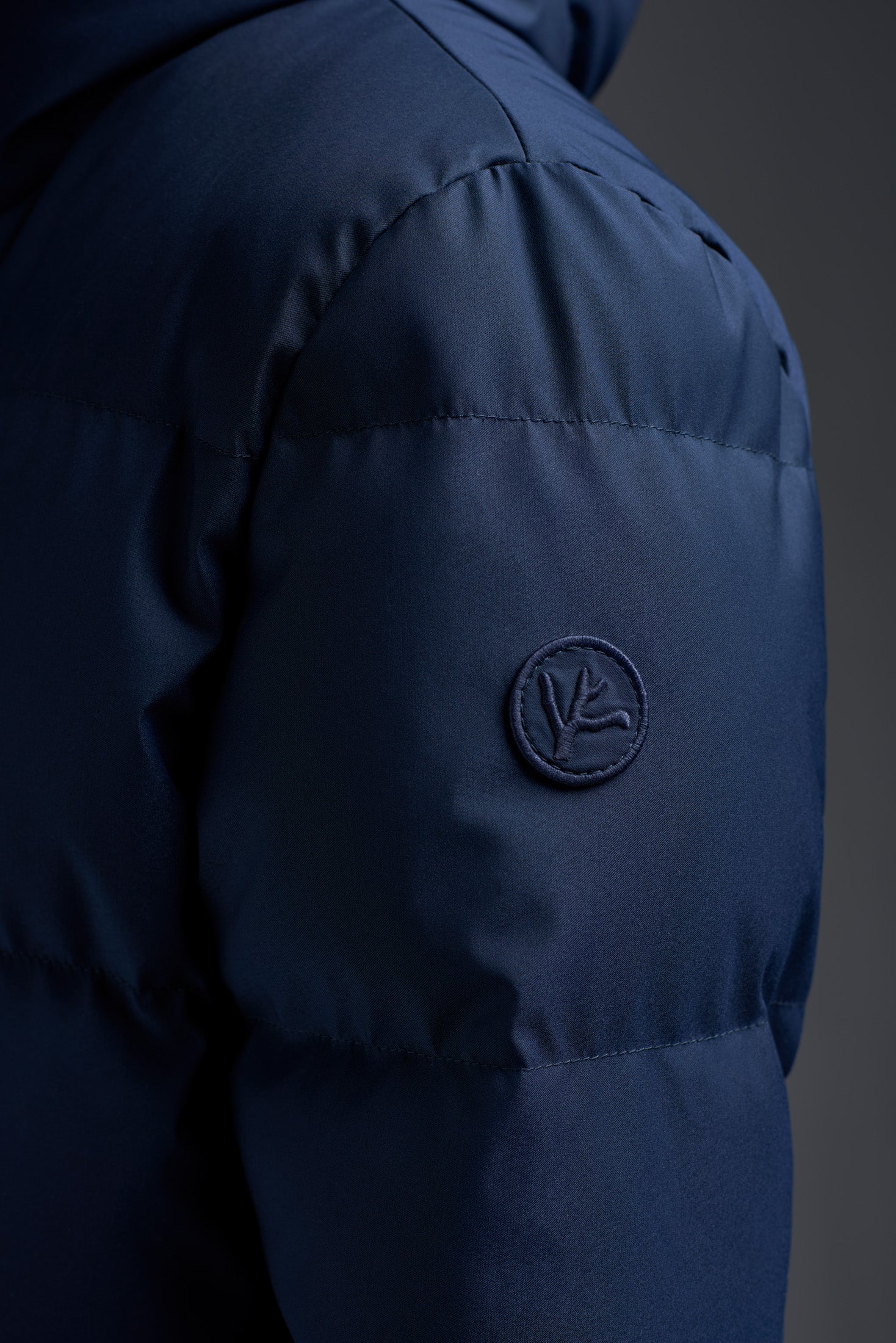 SW7304_000_97543_800-media-5